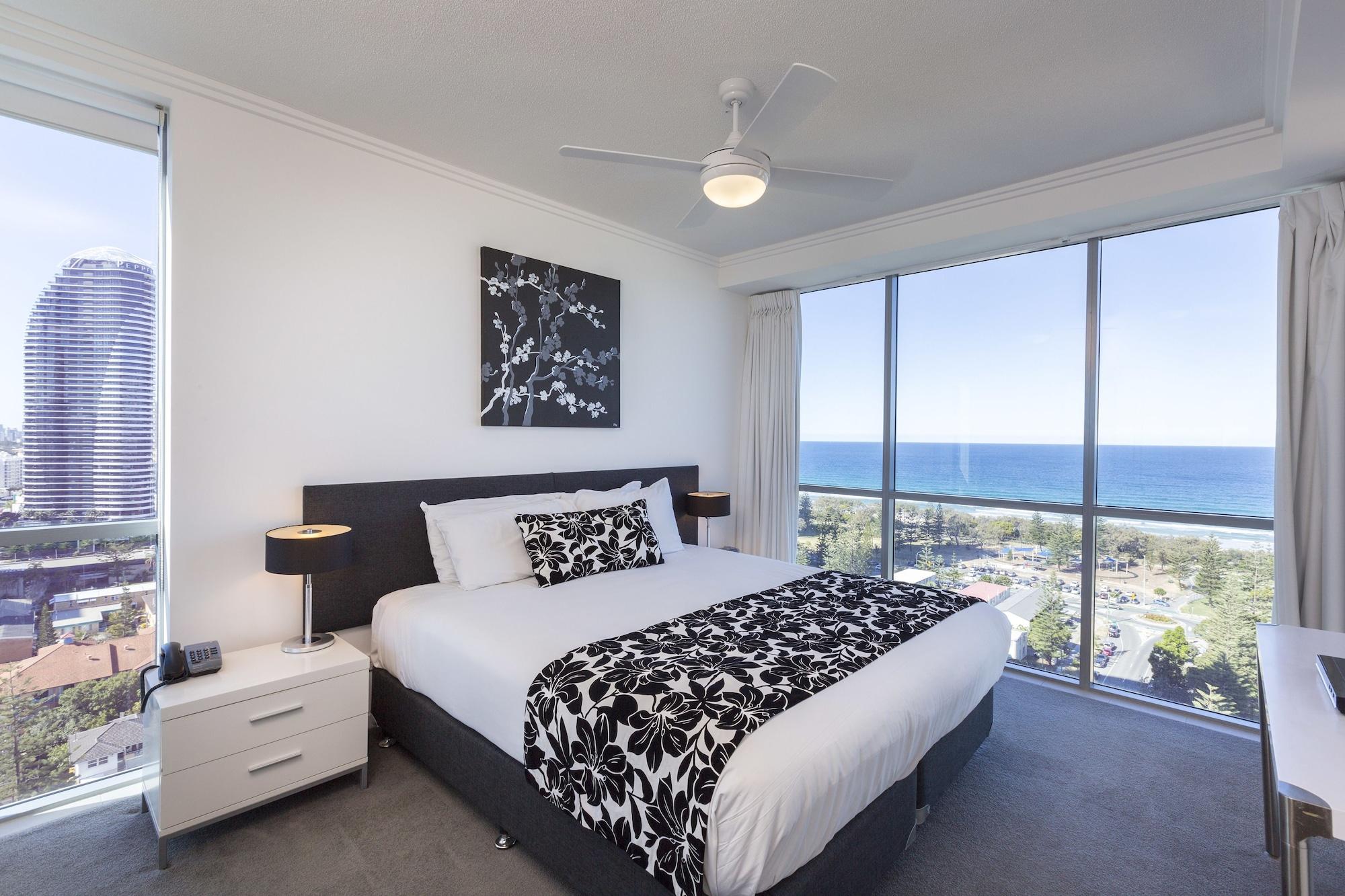 Ocean Pacific Resort - Official Broadbeach Buitenkant foto